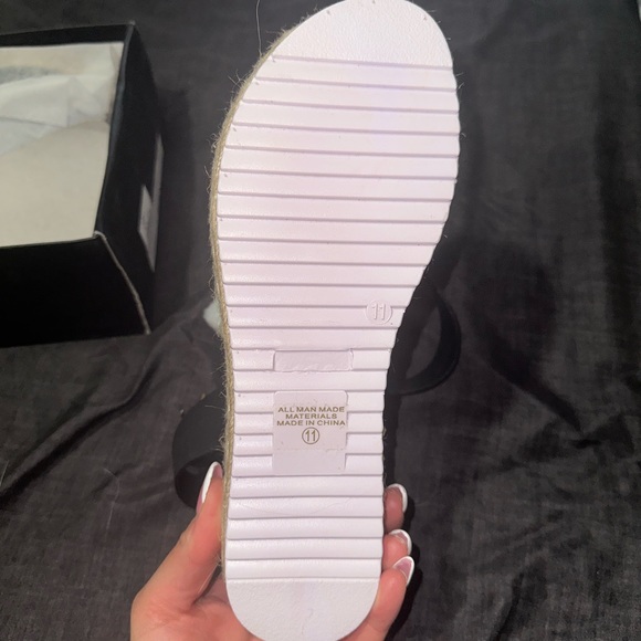 Wedged Sandals - Picture 3 of 3